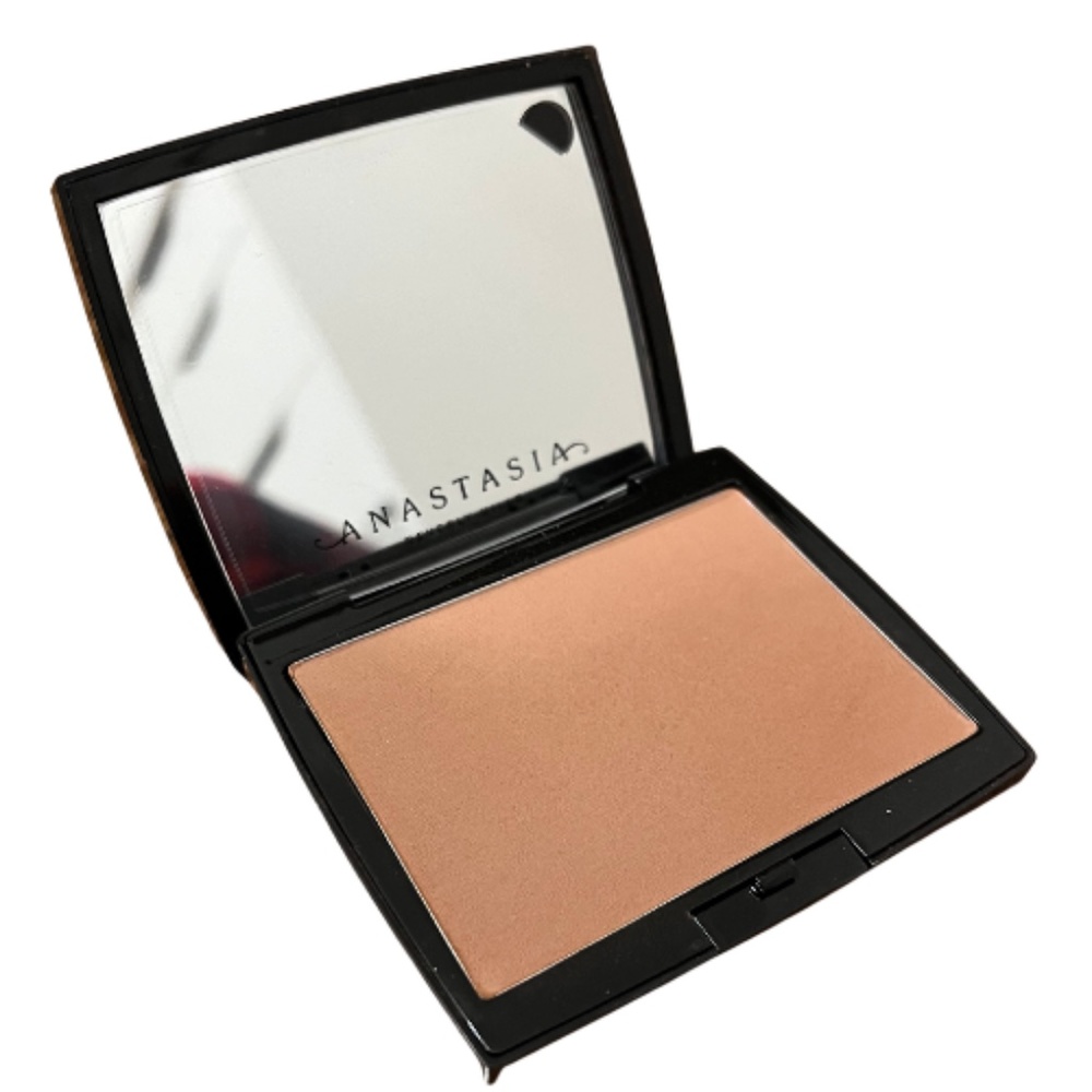 Anastasia powder bronzer